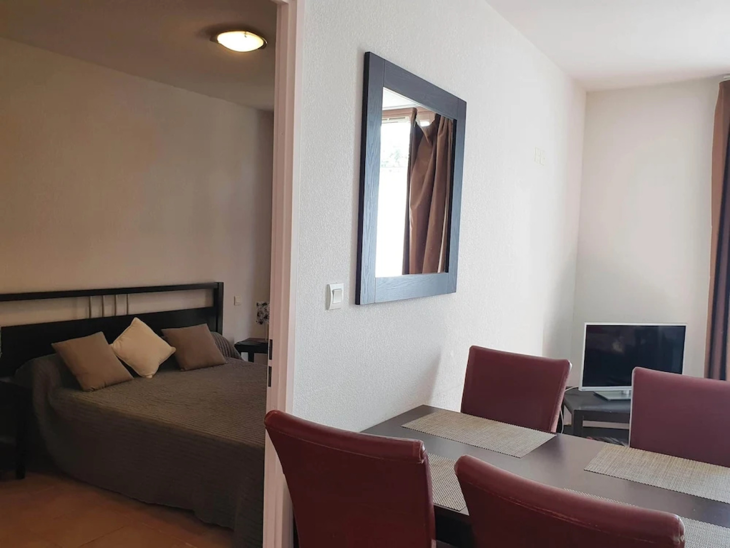 Joli T2 piscine hammam & parking gratuit