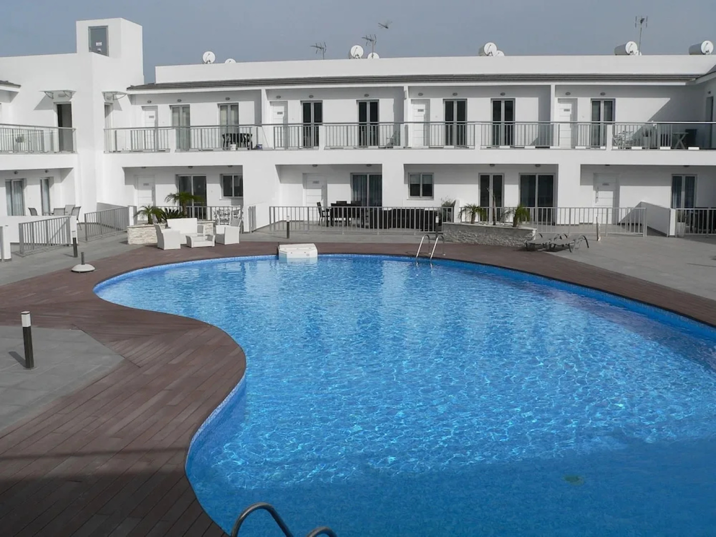 High View Garden Apartment