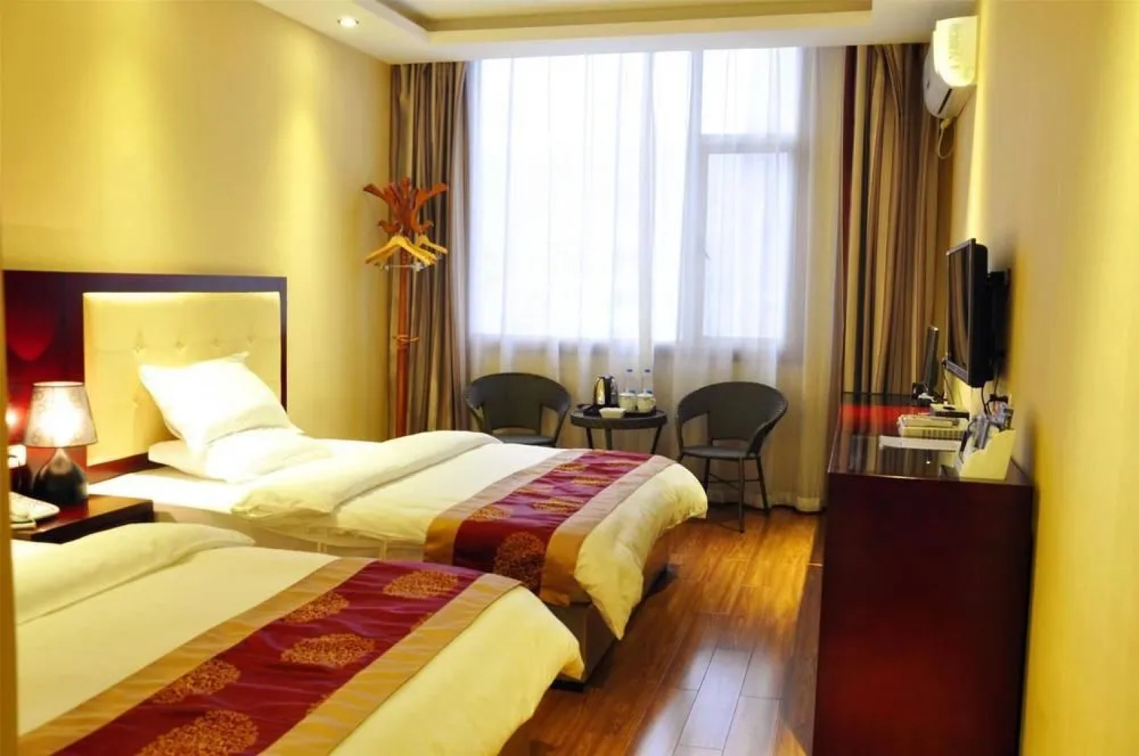 Guiyang Daqiao Business Hotel