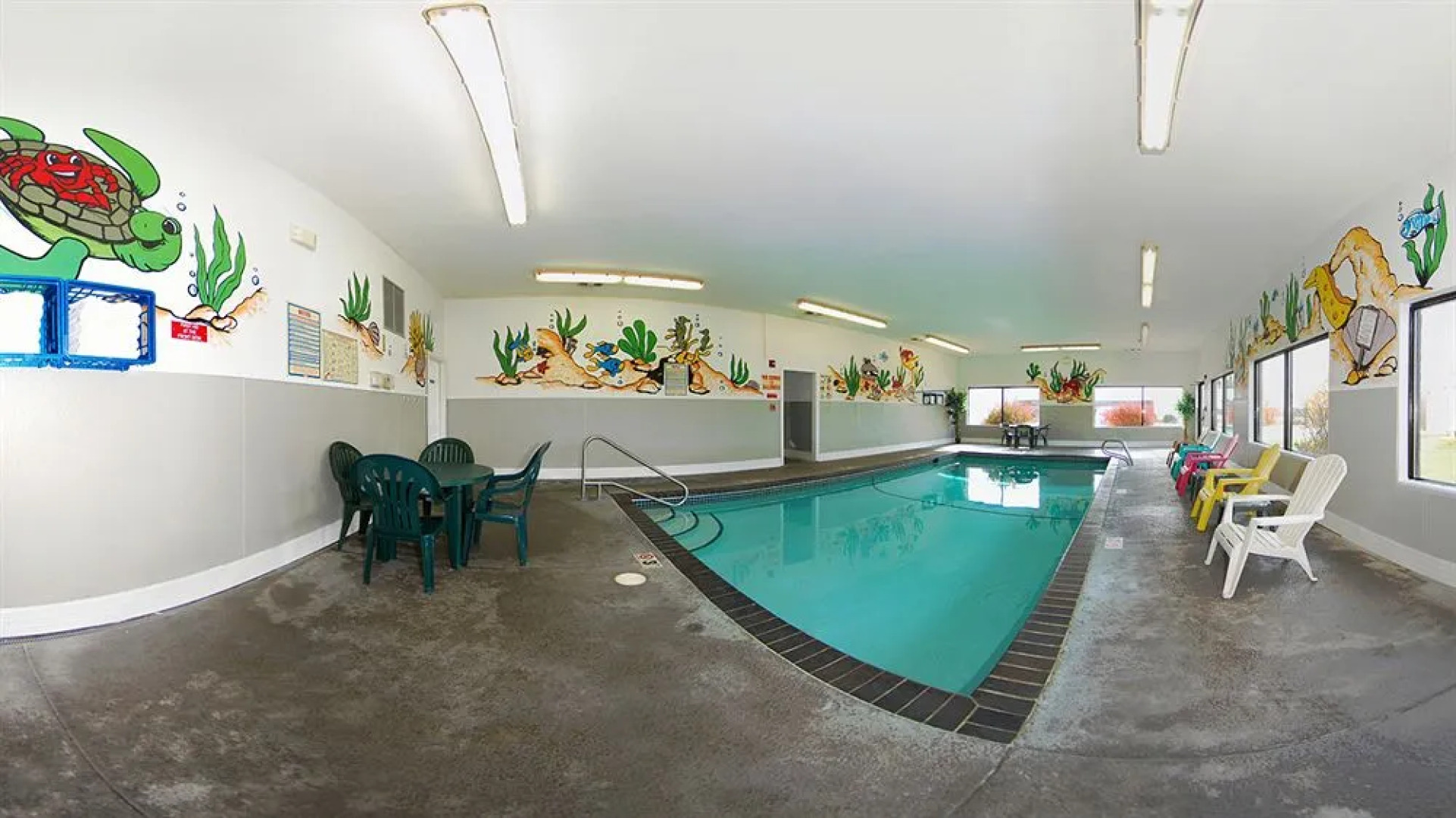 Econo Lodge Inn & Suites Bettendorf