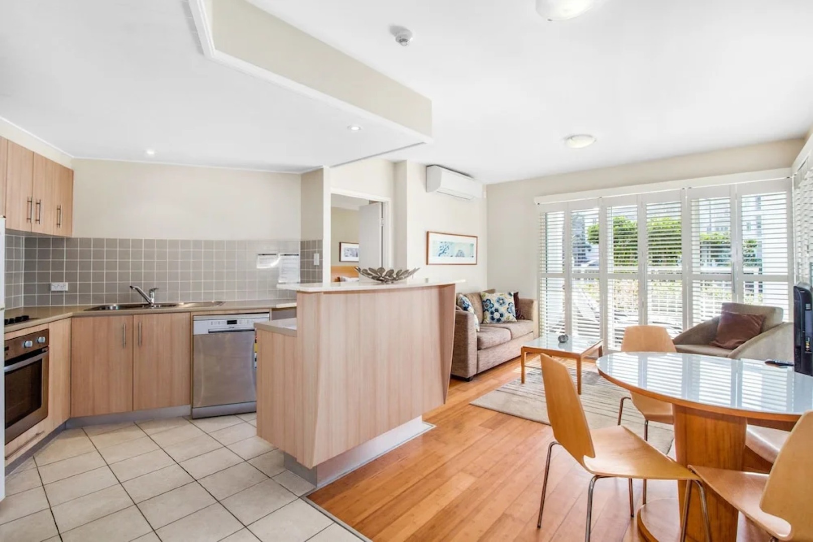 Resort On The Beach 4118/19