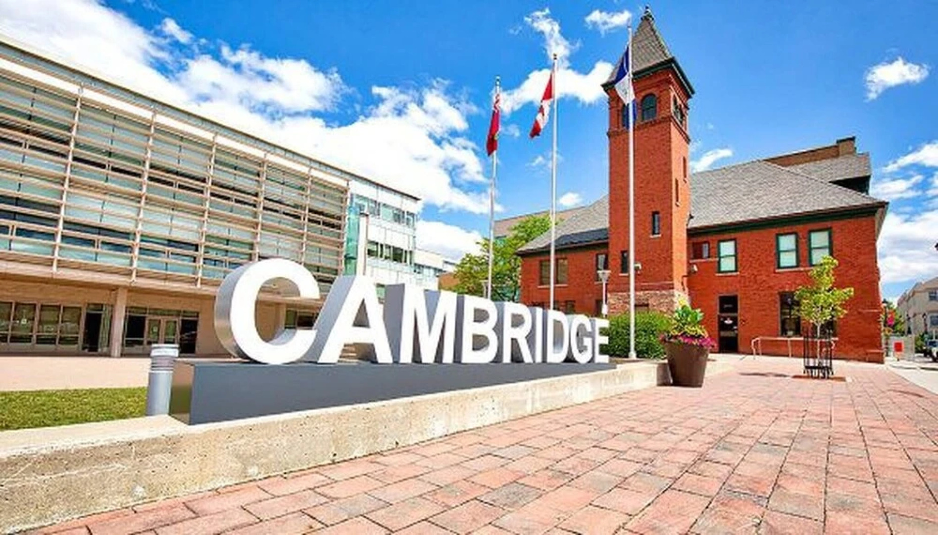 Luxurious Town House With x2 Cars Garage No01