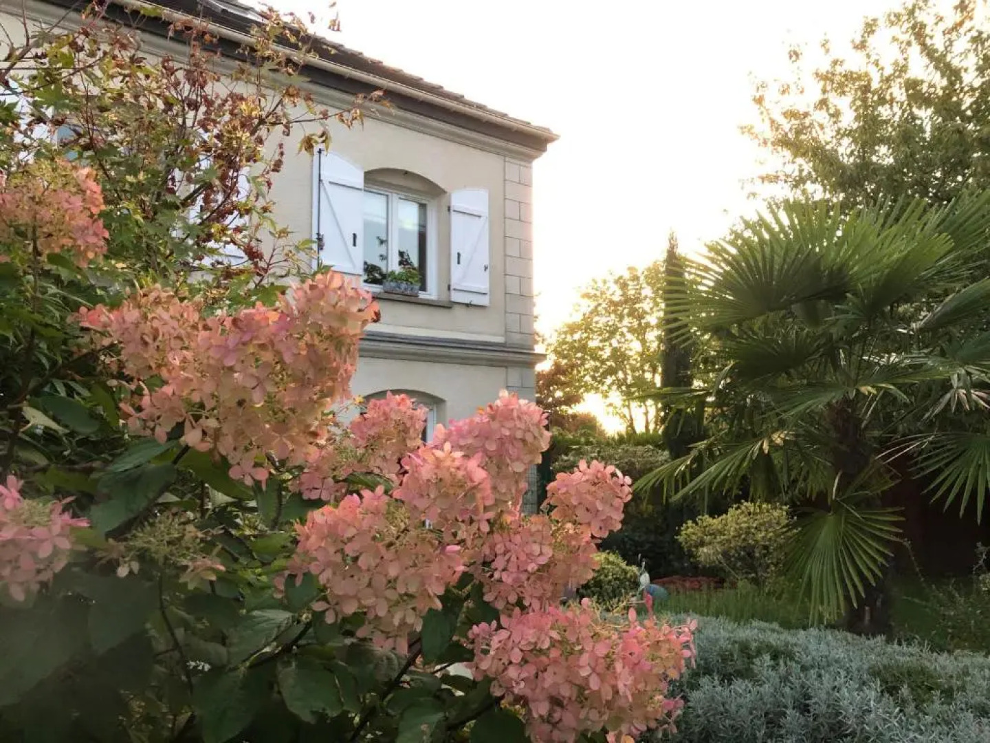 Les Suites Champenoises