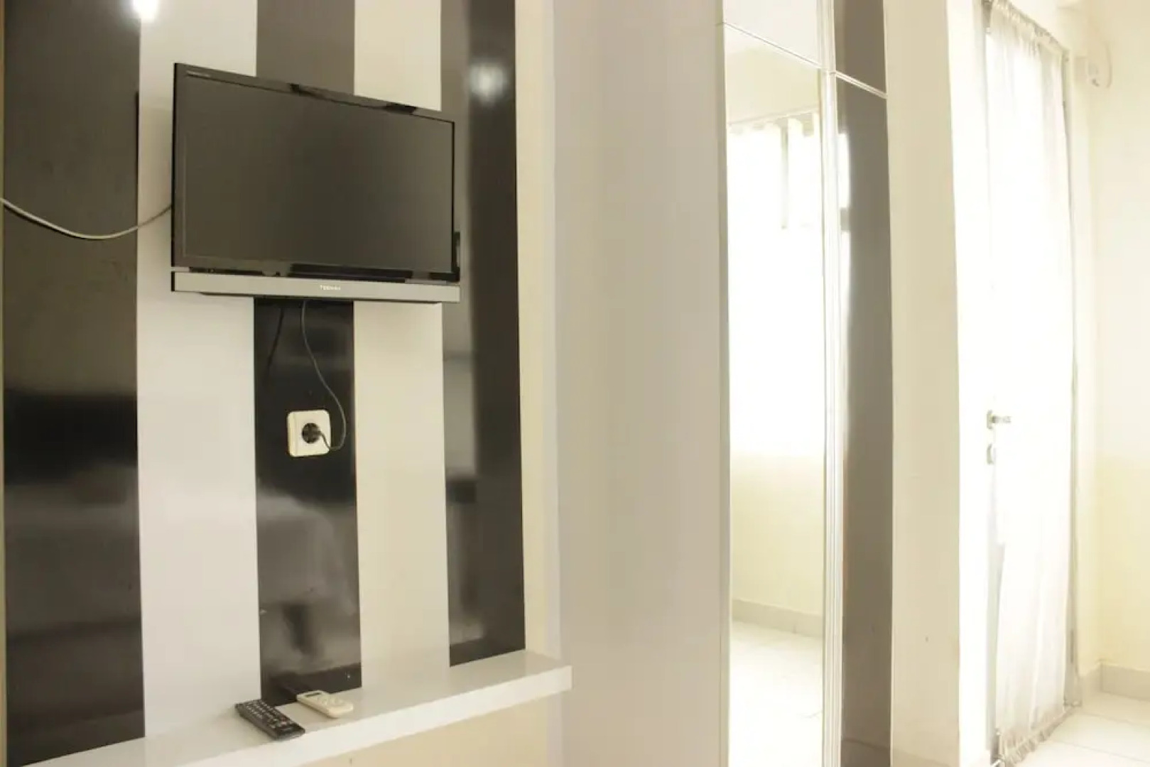 Comfortable Studio Room Apartment at Stanford Jatinangor