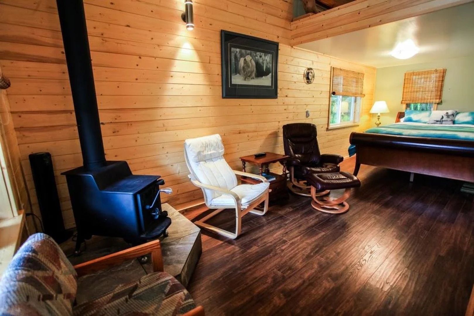 Bella Coola Grizzly Tours Cabins