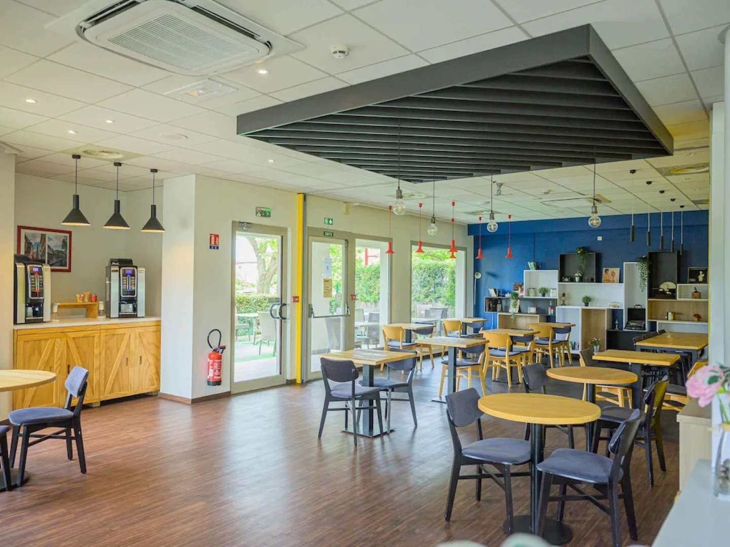 Hotel ibis Strasbourg Aeroport Le Zenith