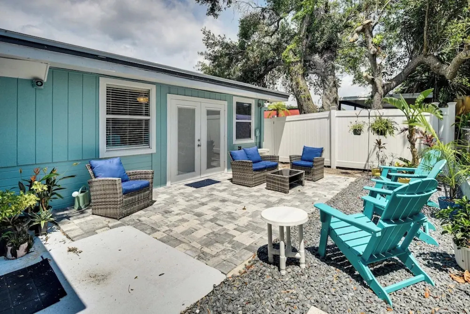 Apt 3 Mi to Beach & Daytona Boardwalk Amusements!