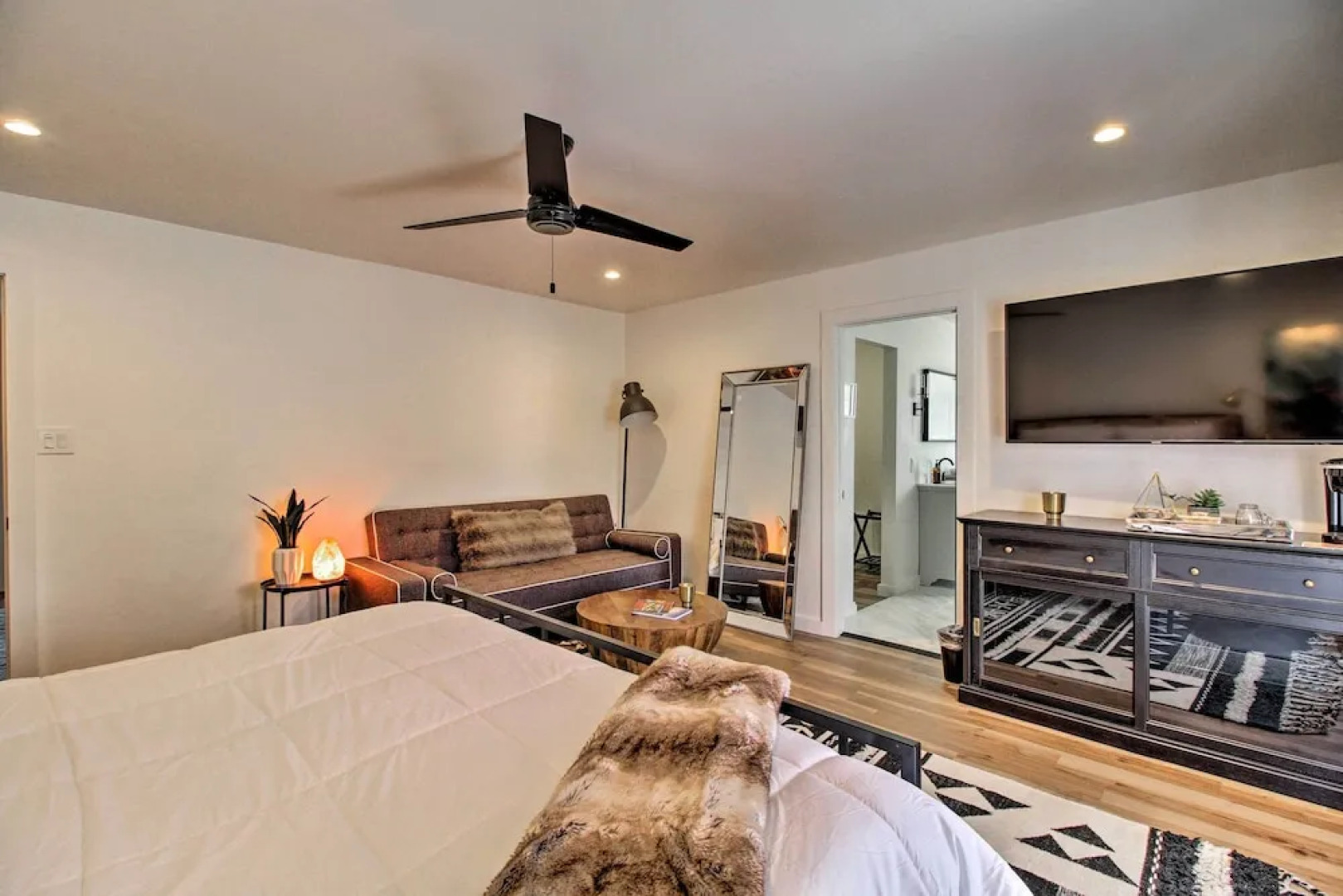 Luxury Albuquerque Home w/ Pool, Deck, + Hot Tub!