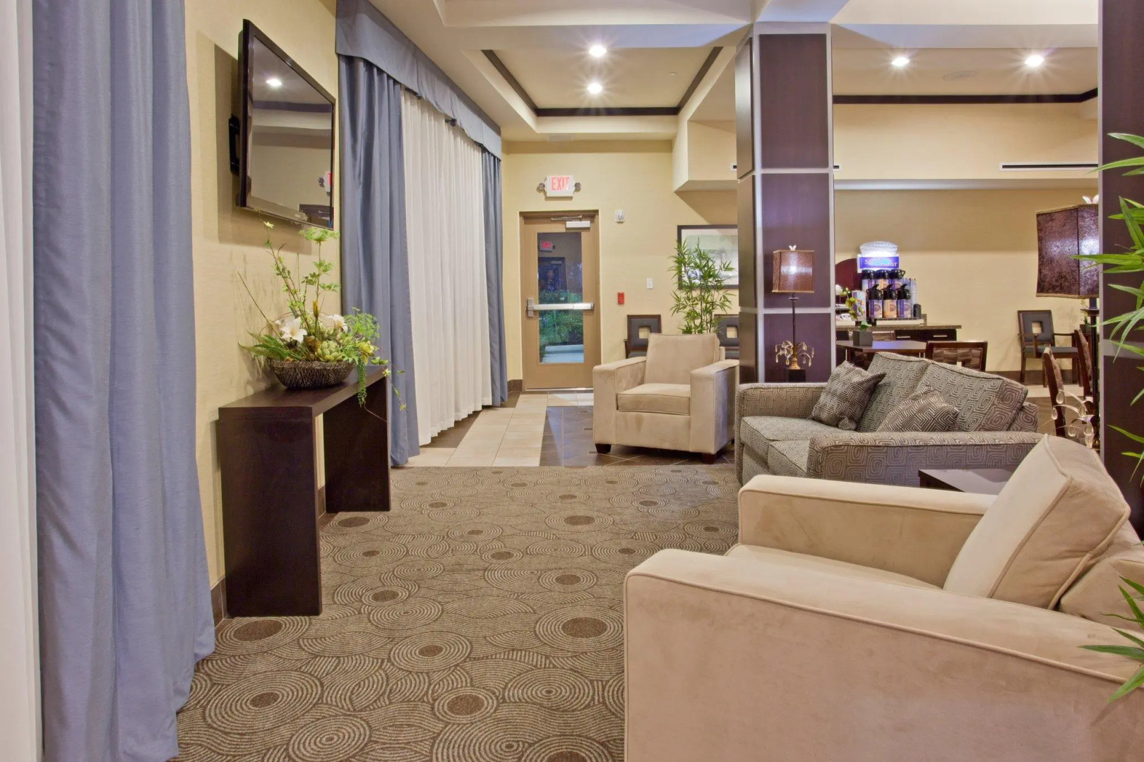 Holiday Inn Express Hotel & Suites BEAUMONT NW by IHG