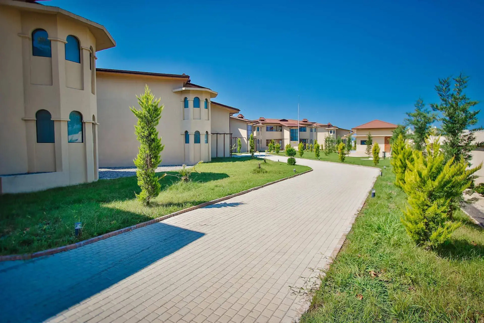 Pratap's Signature Hotel-Resort&Spa