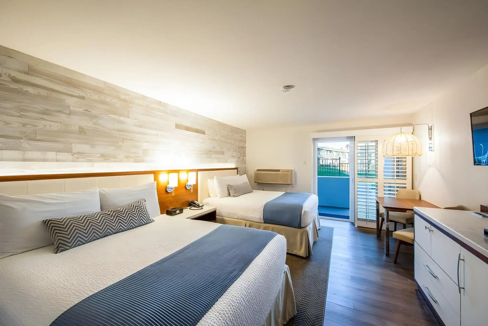 SeaCrest OceanFront Hotel