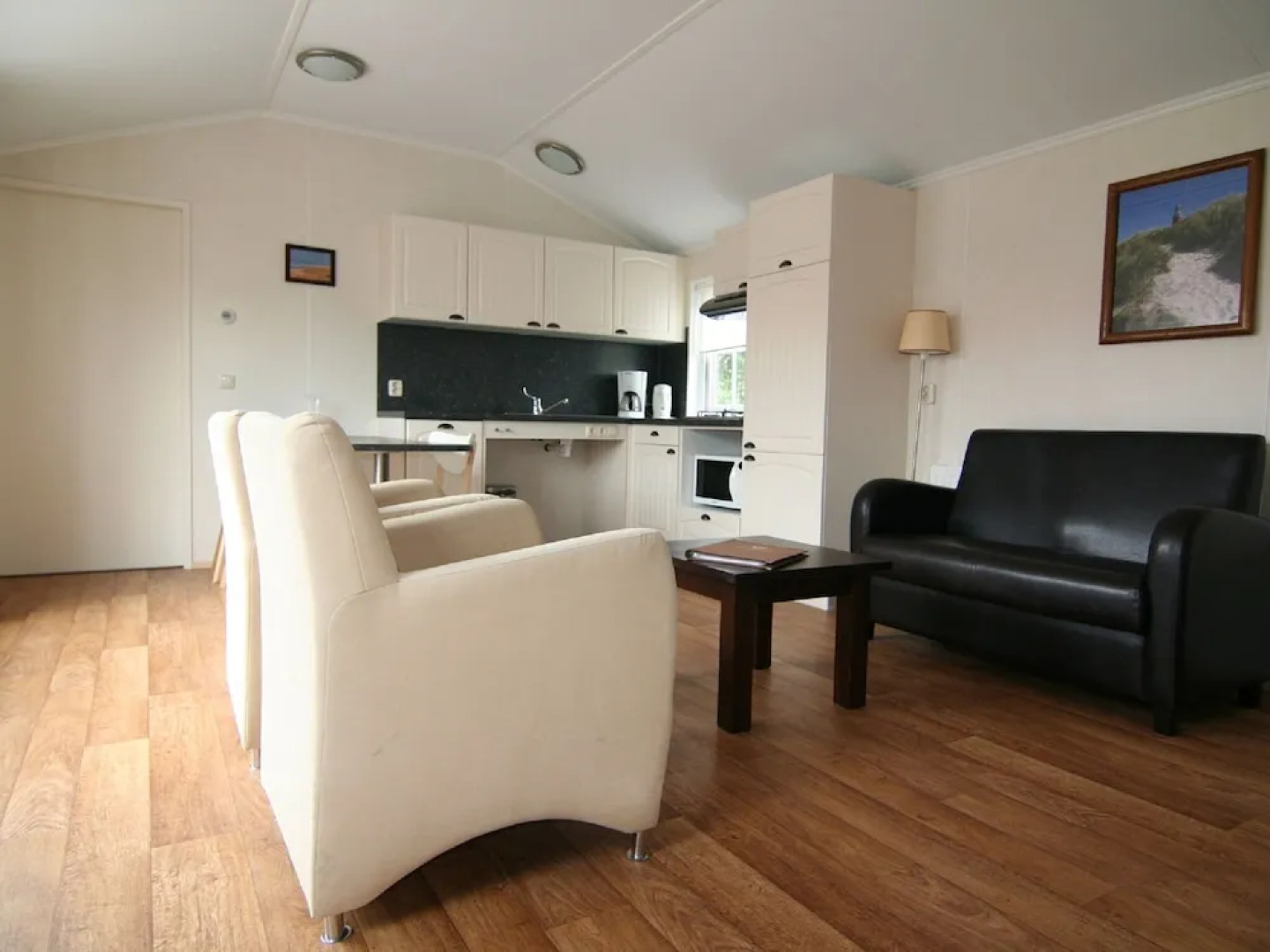 Nicely Decorated Chalet With Dishwasher, Located on Texel