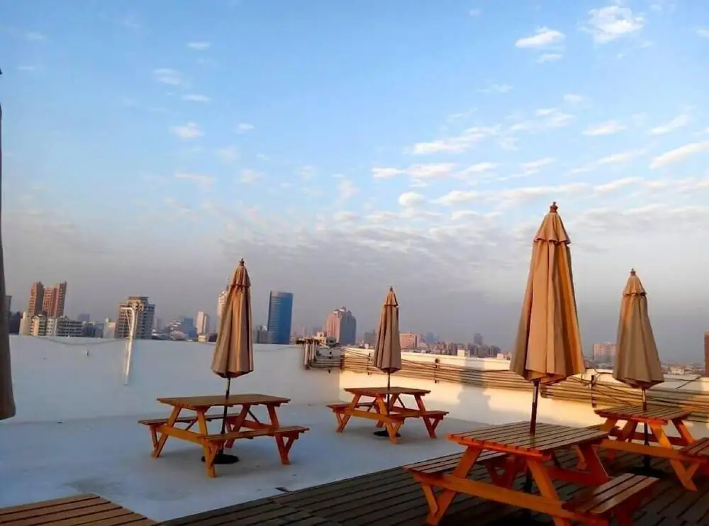 EasyInn Hotel & Hostel