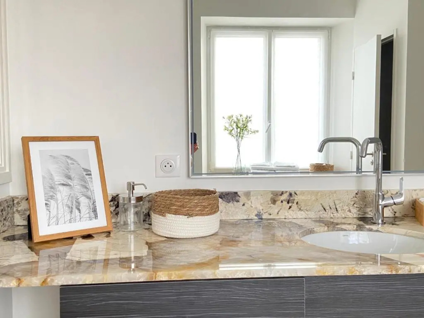 La Cour Tellier (Adults only)