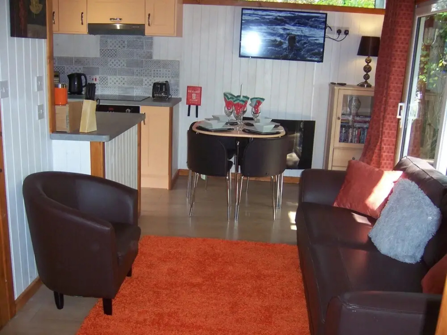 Honeysuckle Lodge set in a Beautiful 24 acre Woodland Holiday Park