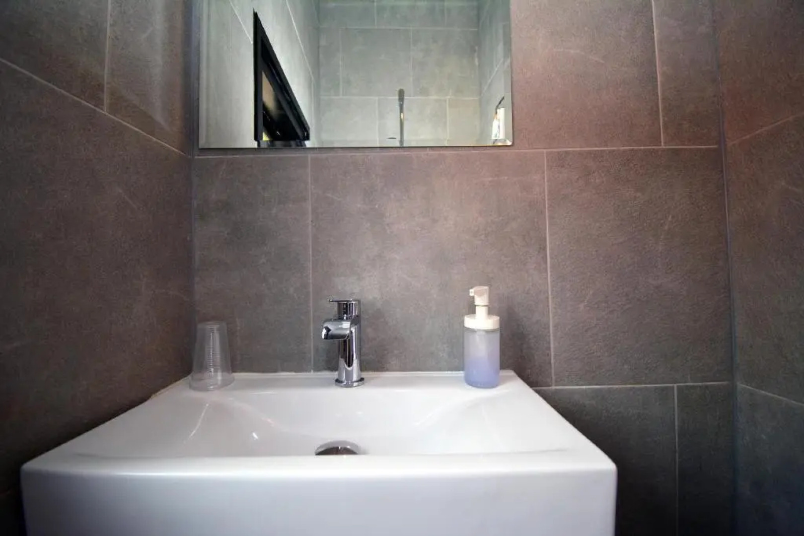 Will & Tate City Stay