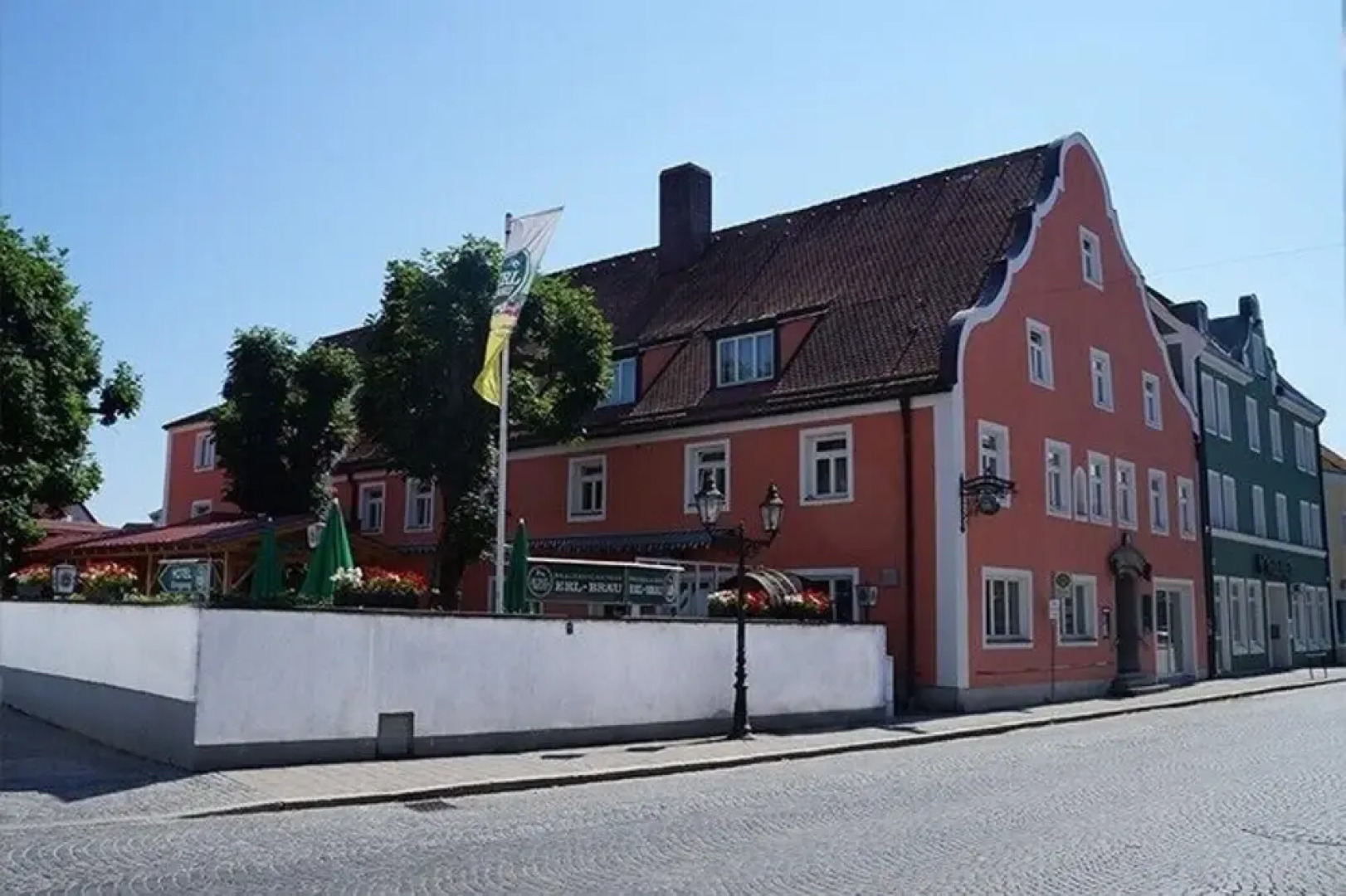 Erlbraeu Brauerei Und Gasthof