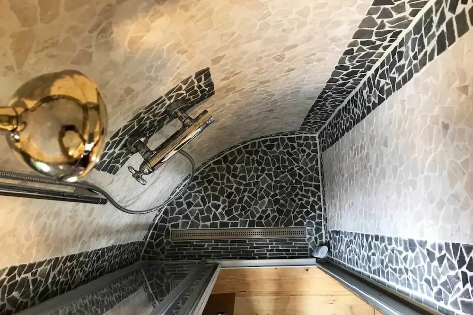 Almwagen Max am Tegernsee