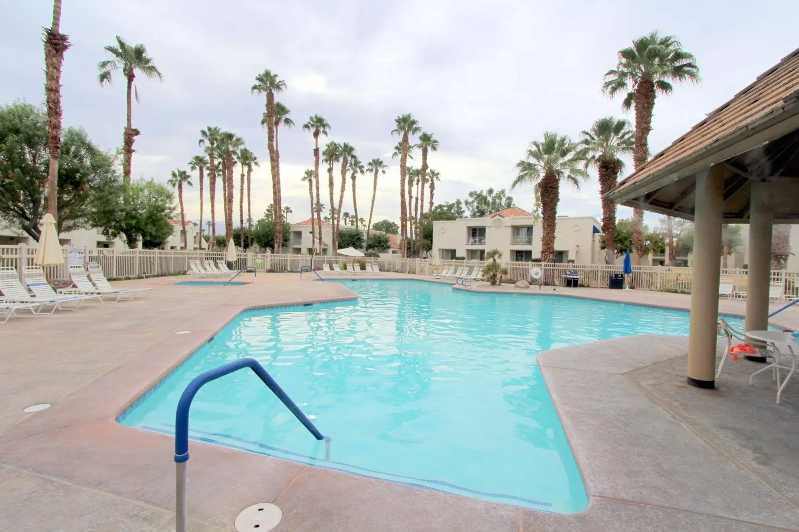 Desert Breezes Resort