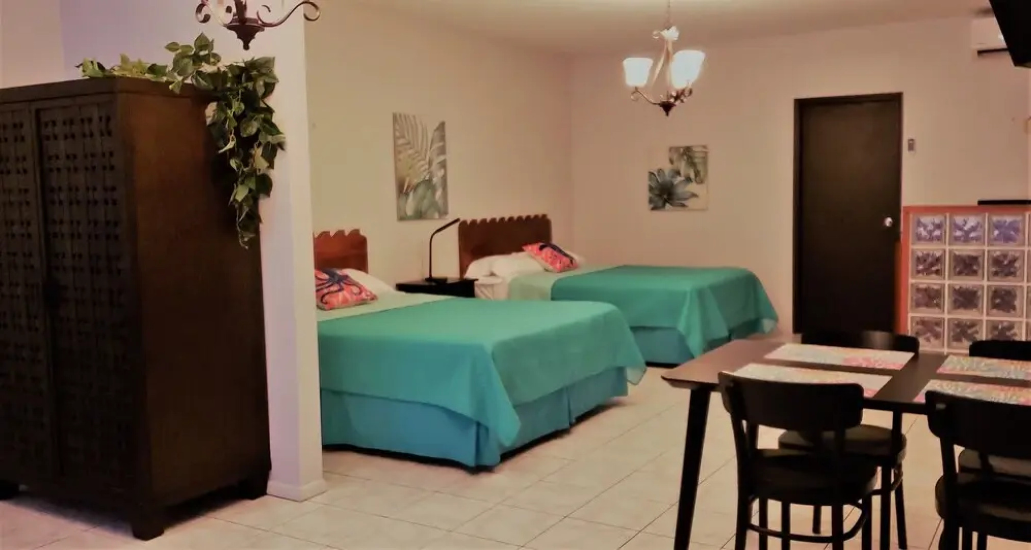 Aqua Luna Vacation Rentals