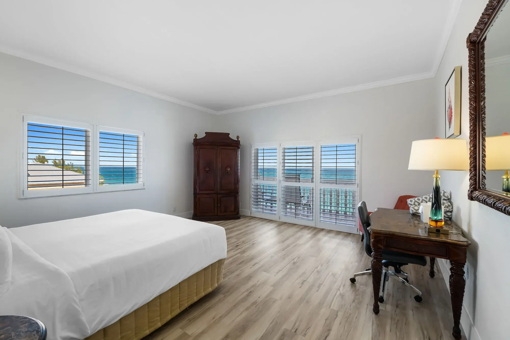 Beachcomber Resort & Club