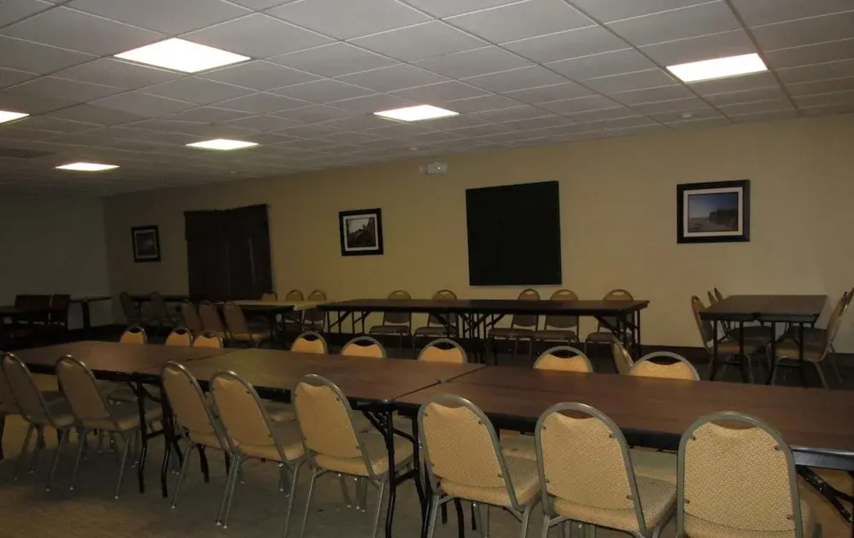 Charleston Grand Hotel