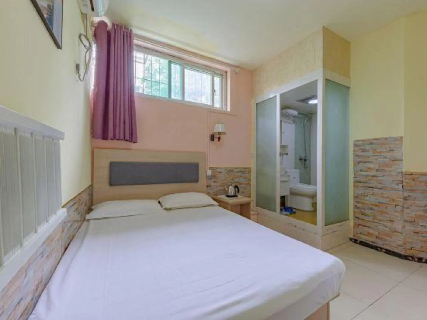 Pod Inn Chain Hotel (Jinan Qilu Hospital Quancheng Plaza)