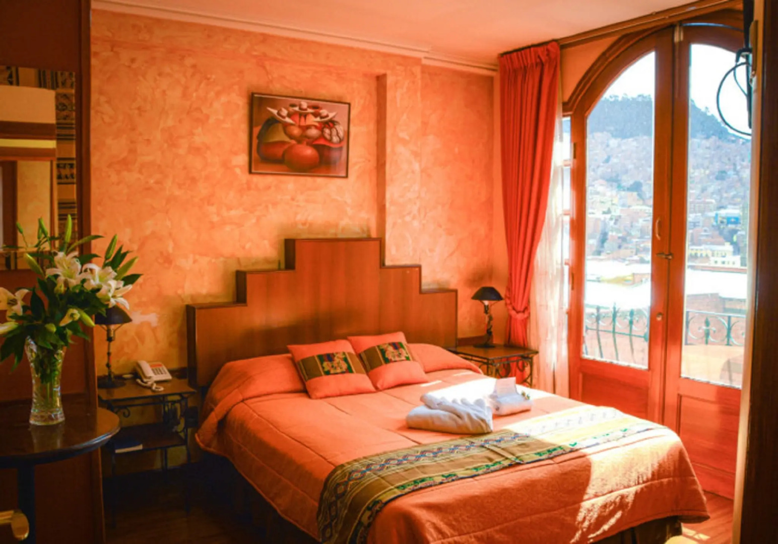 Las Brisas Centro Hotel