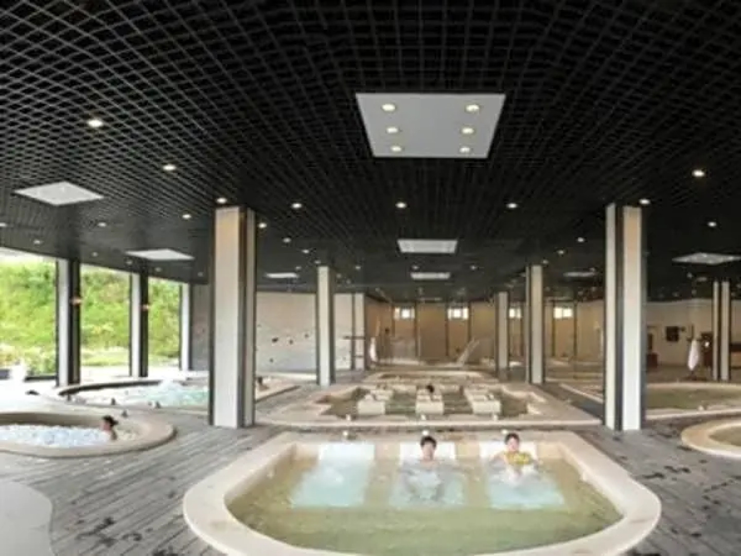 Longyan Liancheng Tianyi Hotsprings Resort