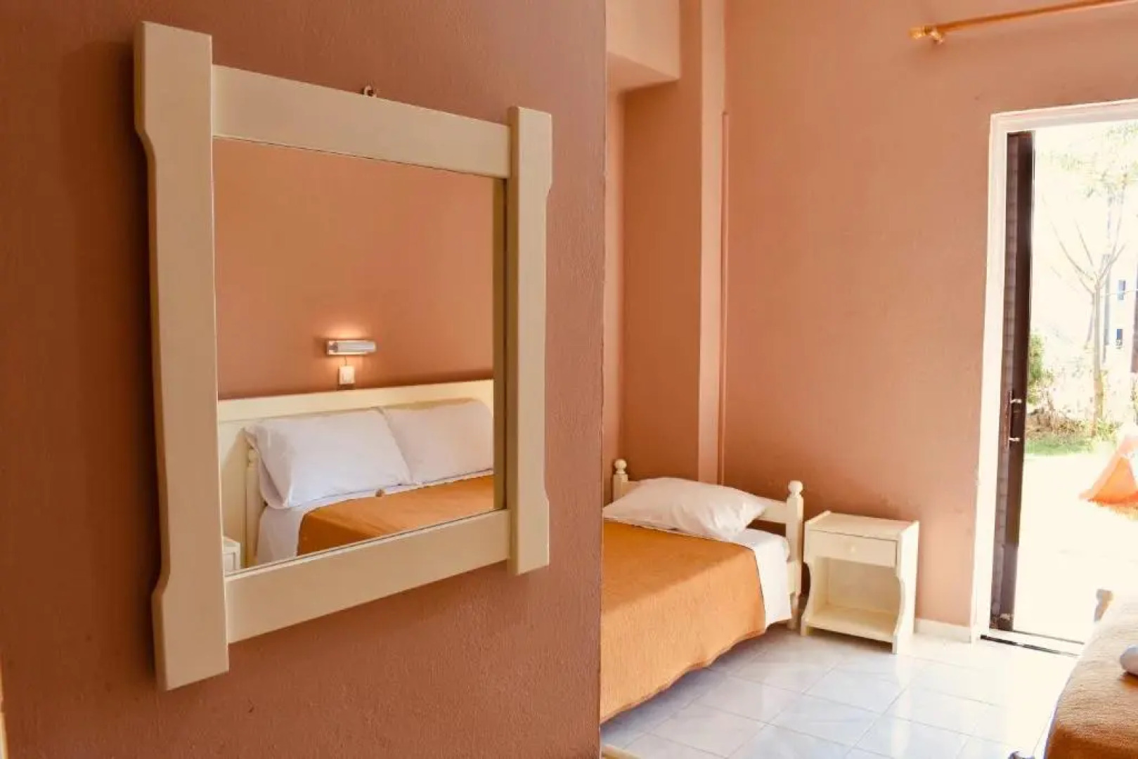 Family Studios Aparthotel