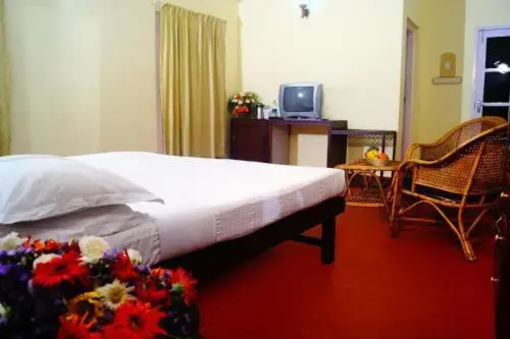 Contour Jungle Resort