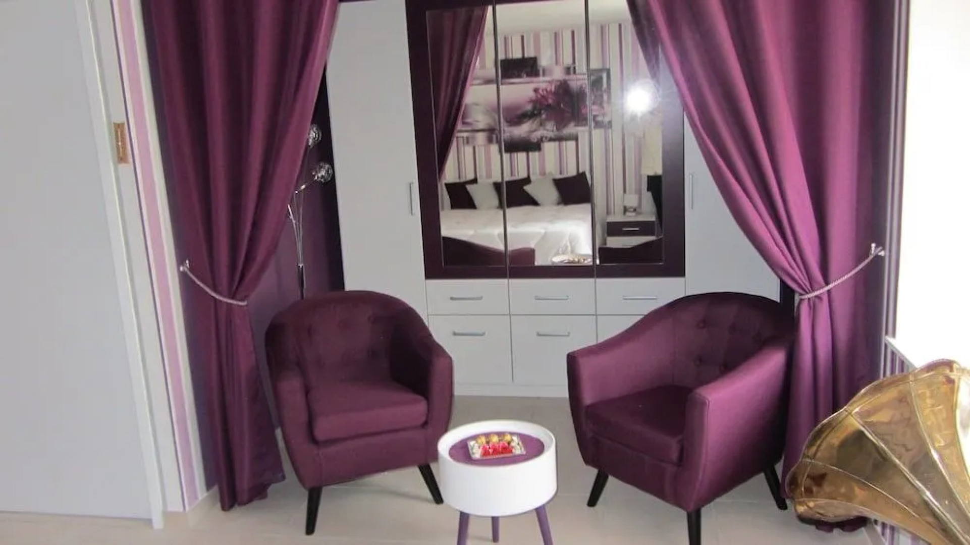 Chambre D'Hotes Les Glycines