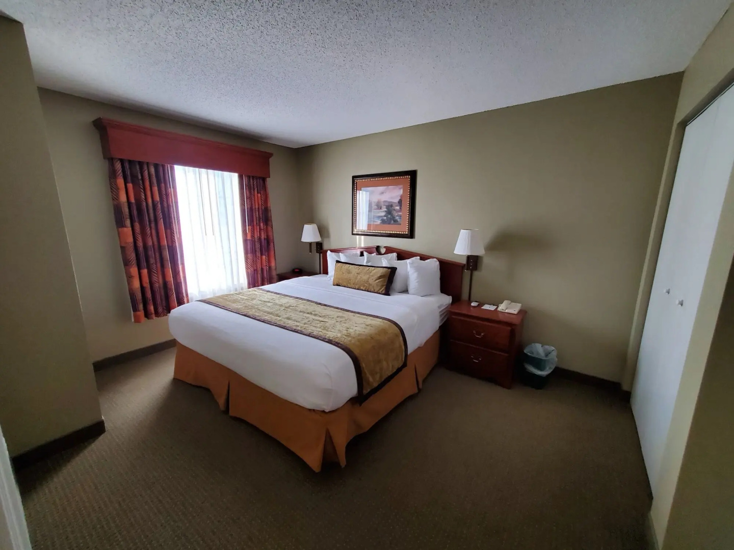 GrandStay Hotel and Conference