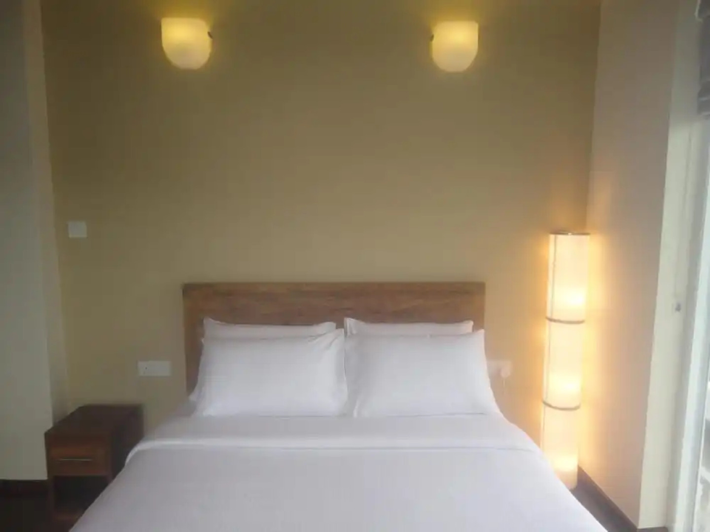 LOTUS Luxury Apartment