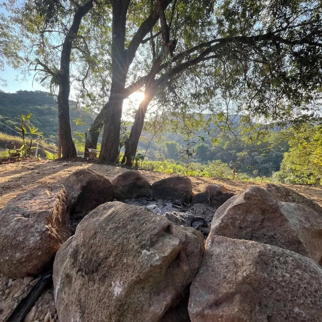 Serra a vista chalés