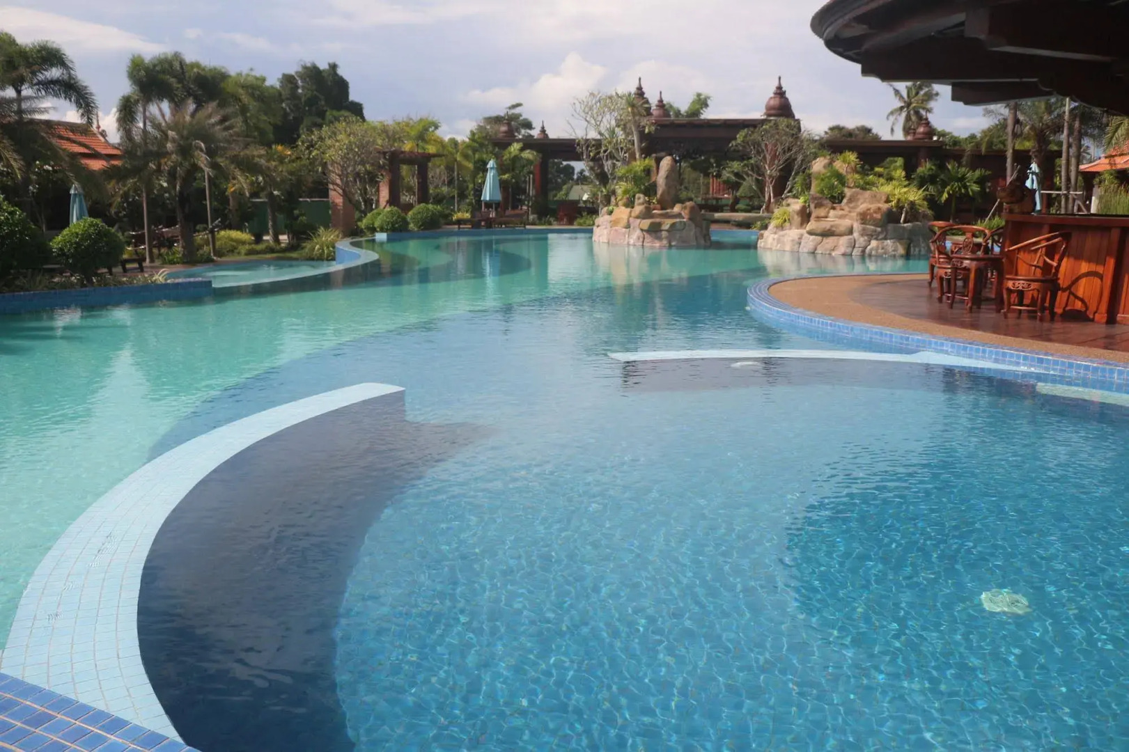 Try Palace Resort & Spa