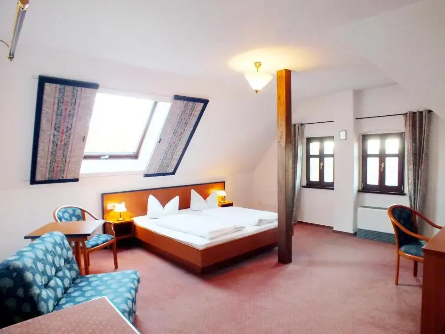 Parkschlößchen Maasdorf