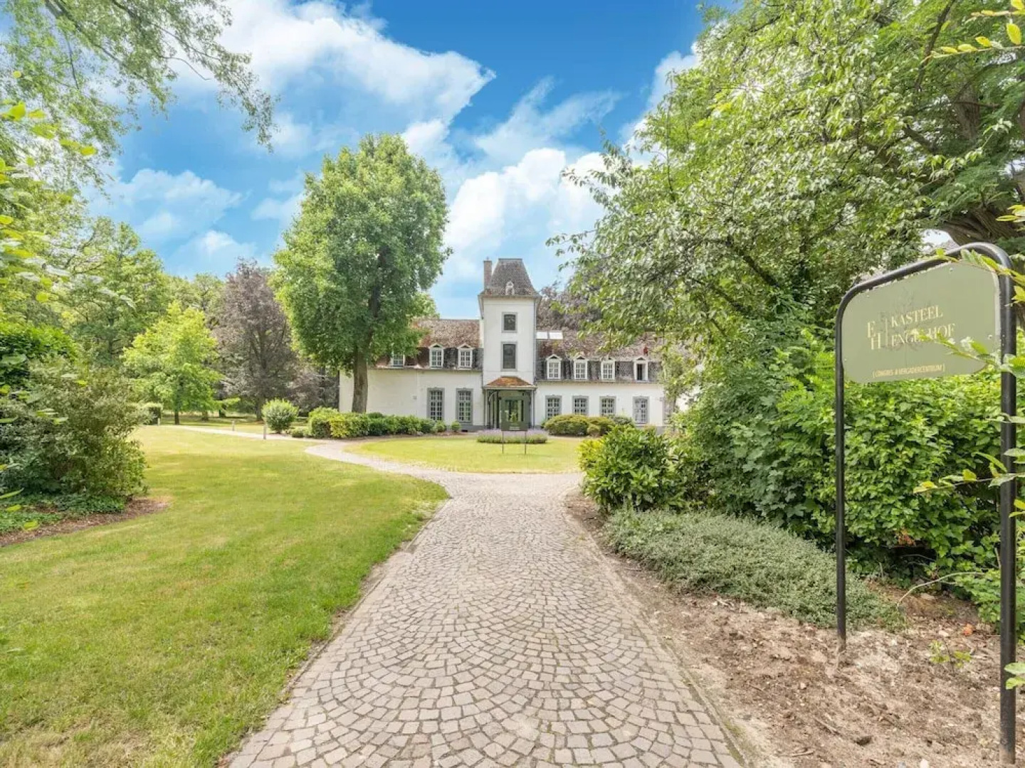 Hengelhoef Park Apartment