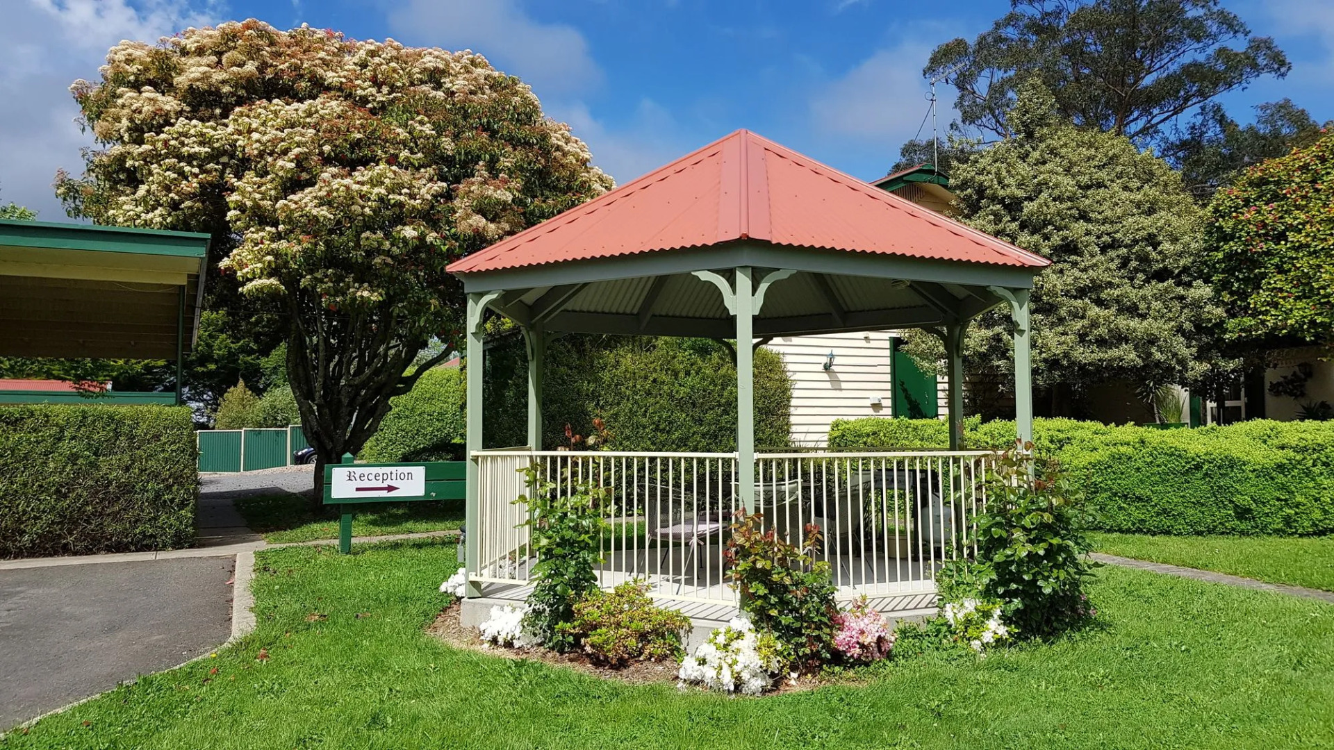 Daylesford Central Motor Inn