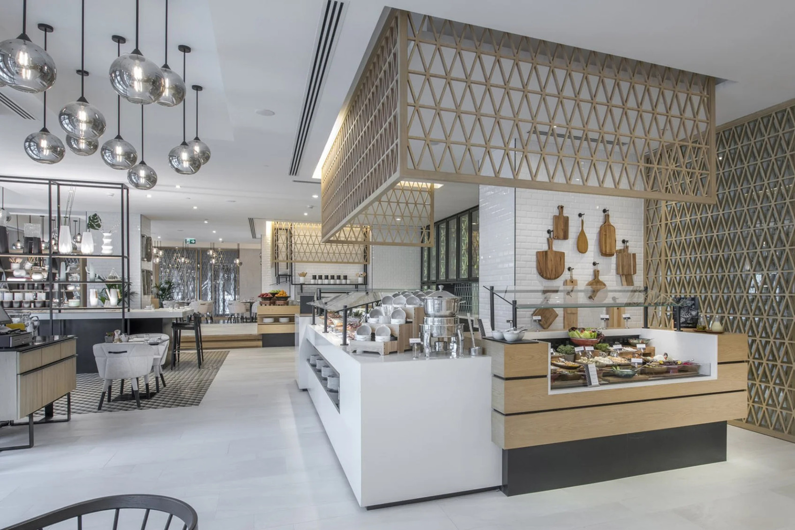 Al Bandar Rotana – Creek