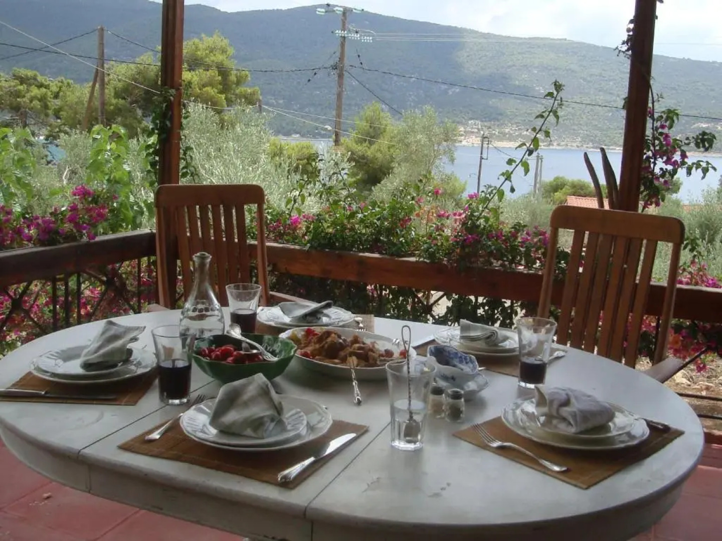 Charming country cottage by the sea