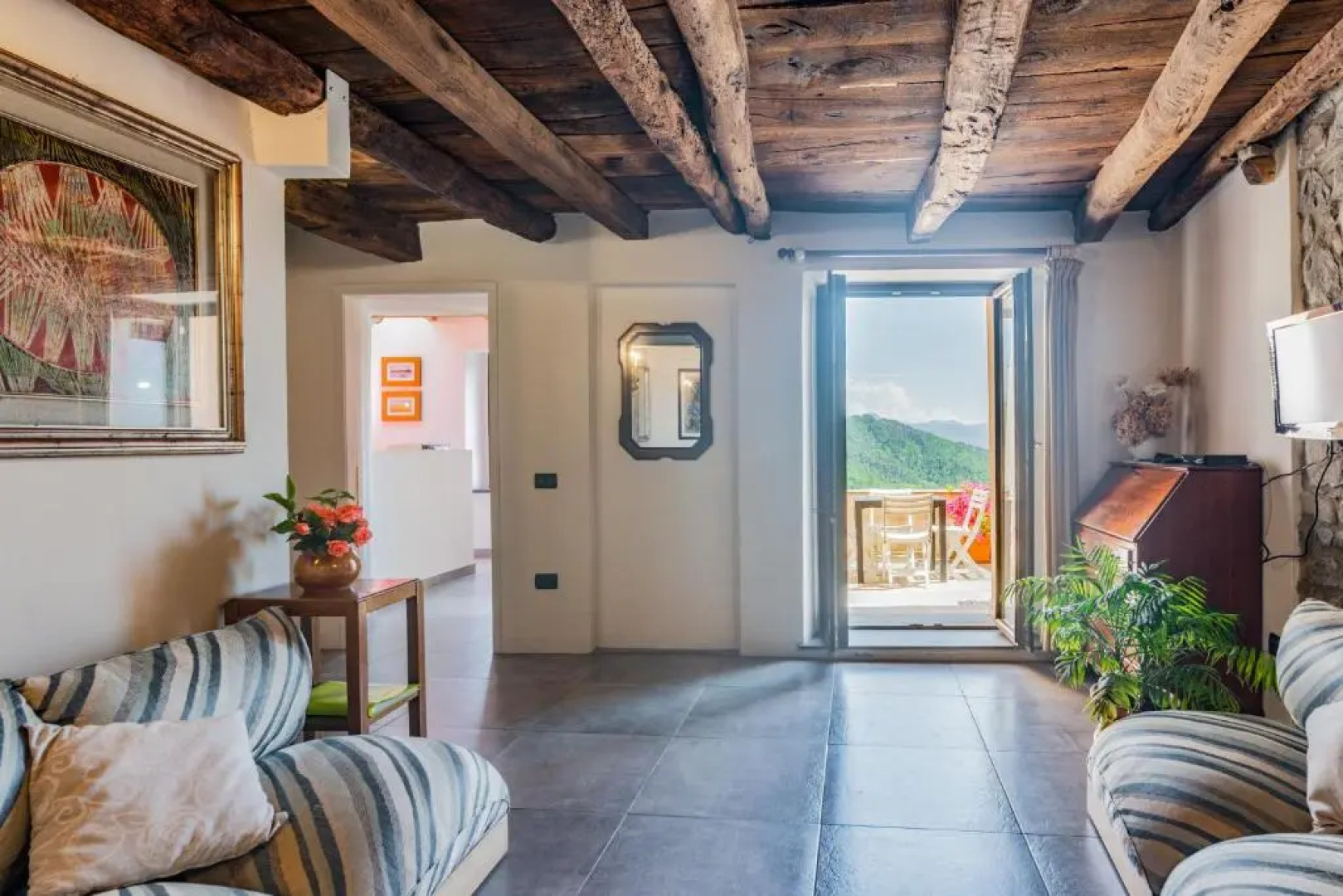 Alpi Apuane Authentic Apartment