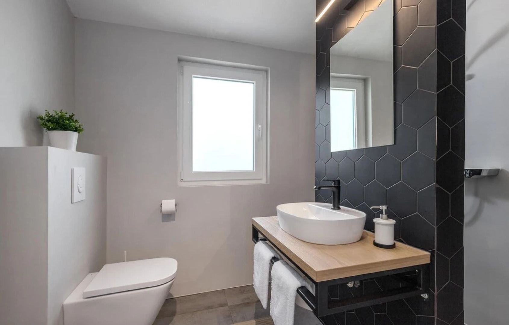 Stunning Home in Sveti Lovrec With 4 Bedrooms, Wifi and Outdoor Swimming Pool