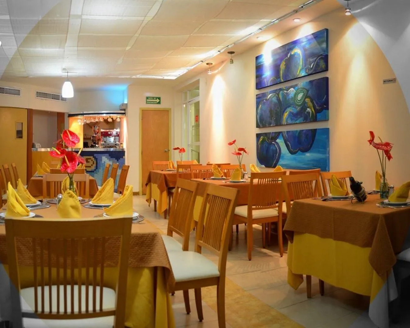 Angeles Suites Hotel