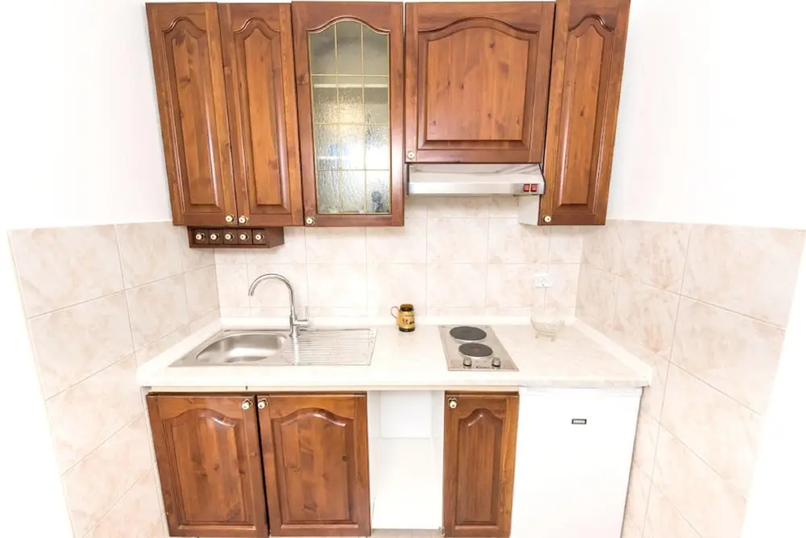 Apartment With one Bedroom in Kaštel Štafilic, With Pool Access, Enclo