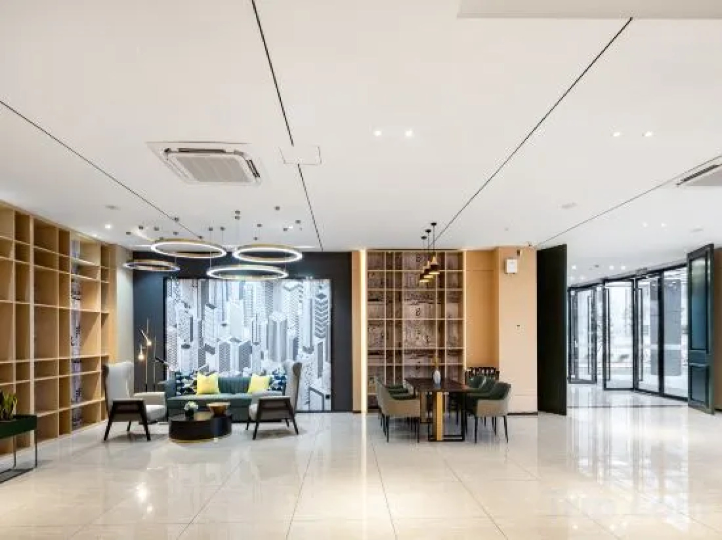 City Comfort Inn Hotel (Lingao Shopping Plaza)