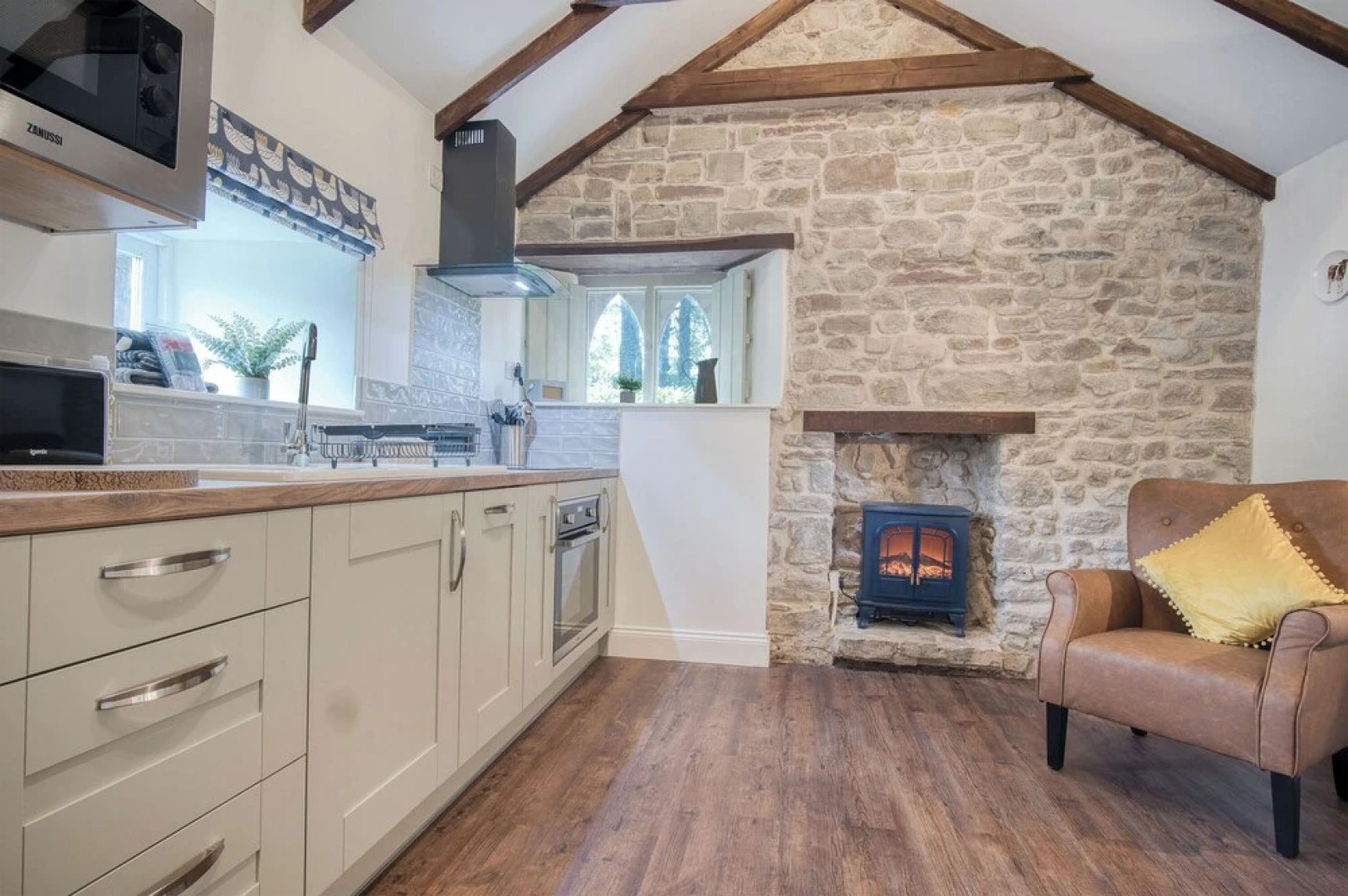 The Lodge - 2 Bedroom Cottage - Princes Gate