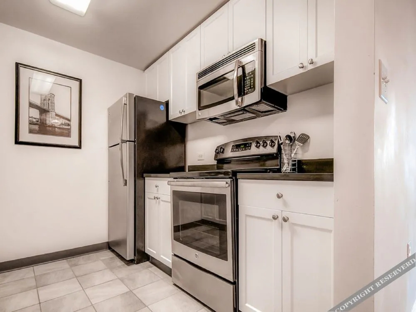 Global Serviced Apartments At 333 River Street