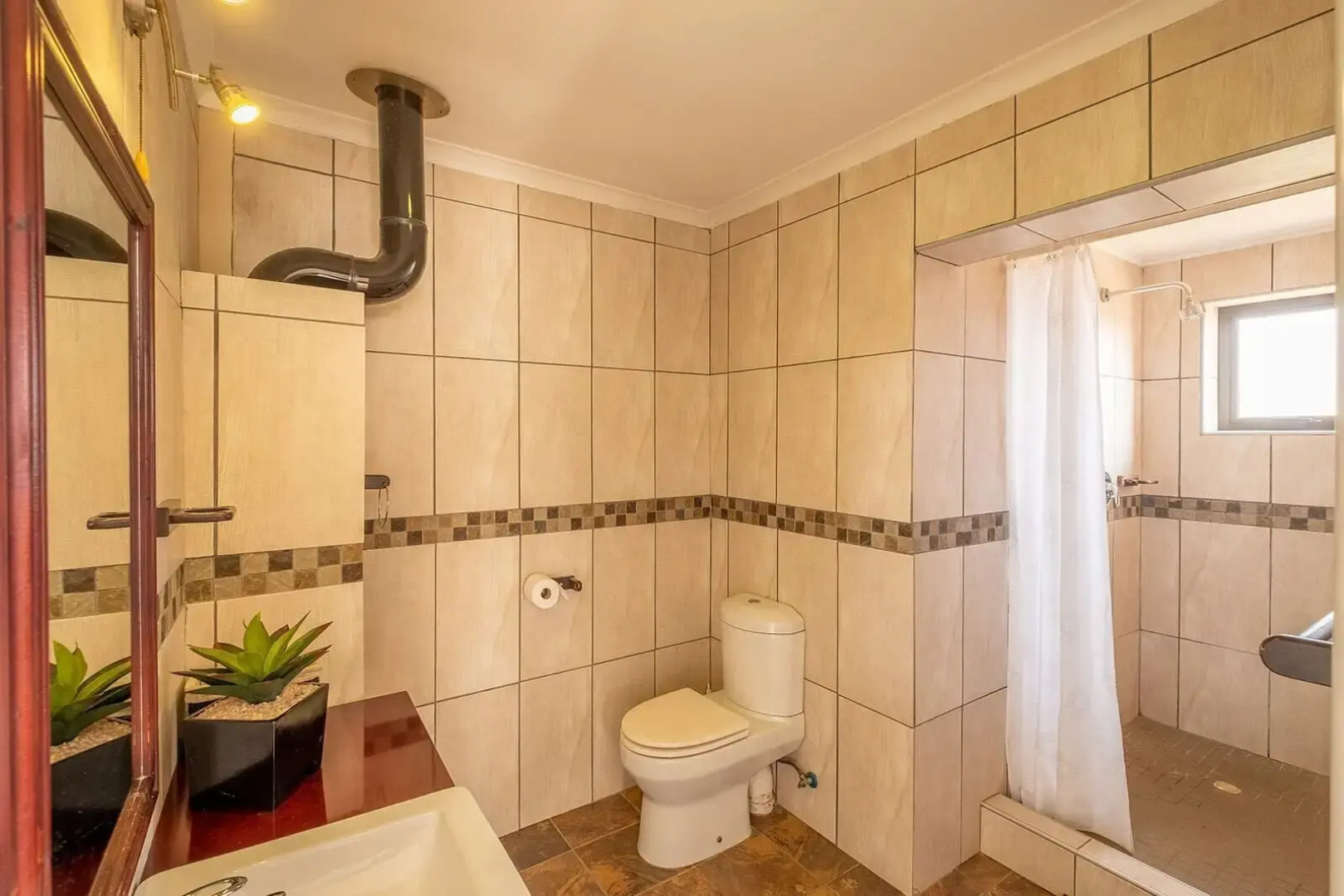 Gecko Ridge Guest House