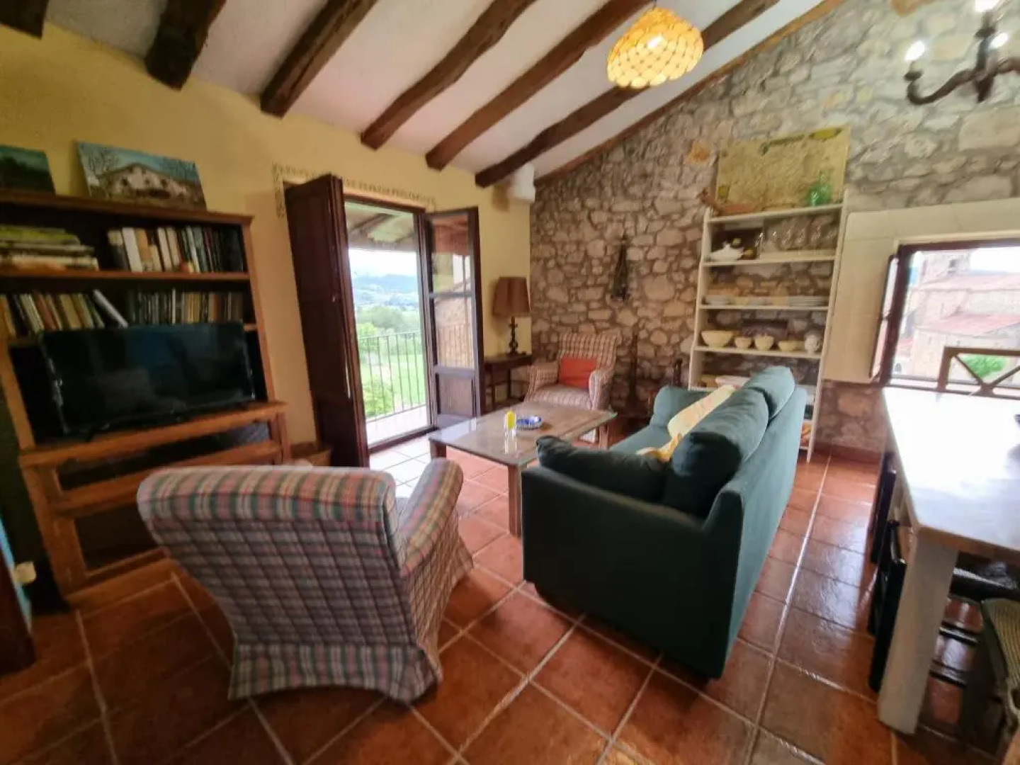 C08A01 Ático con encanto Colindres